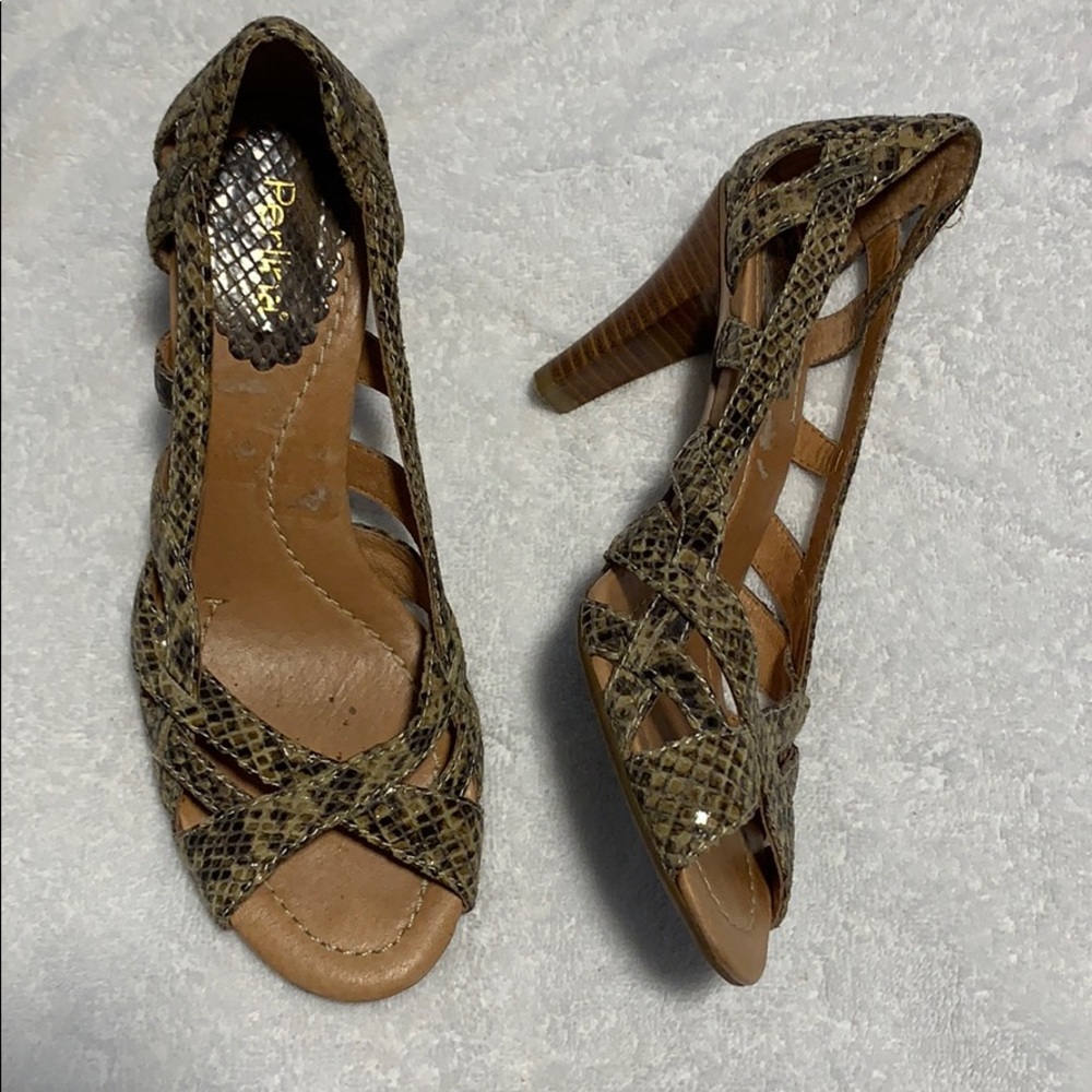 Perlina | Peep toe | Animal print heels